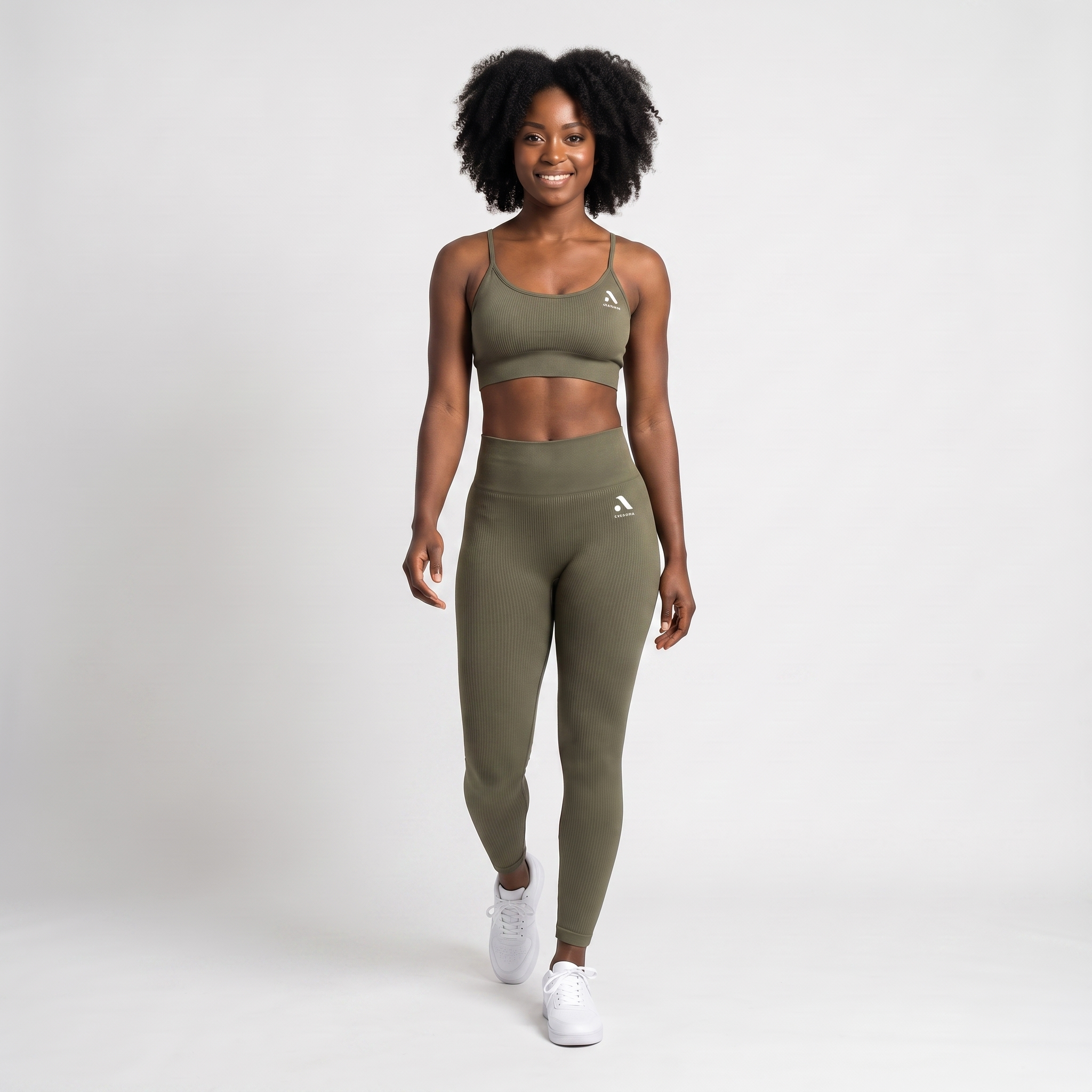 GYMELVA Sculpt Rib Set Olive Green - walking