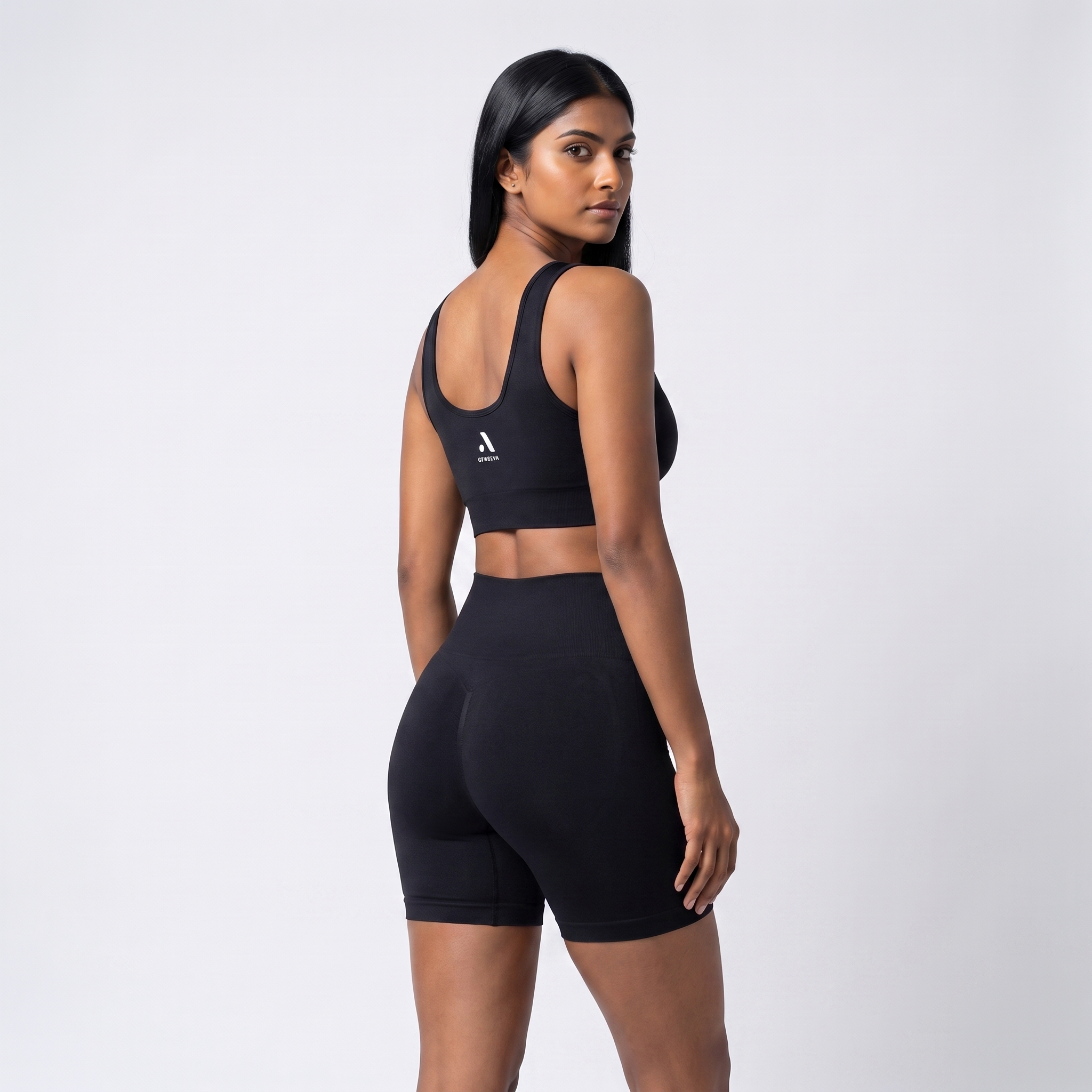 GYMELVA Serene Short Set Onyx Black - back